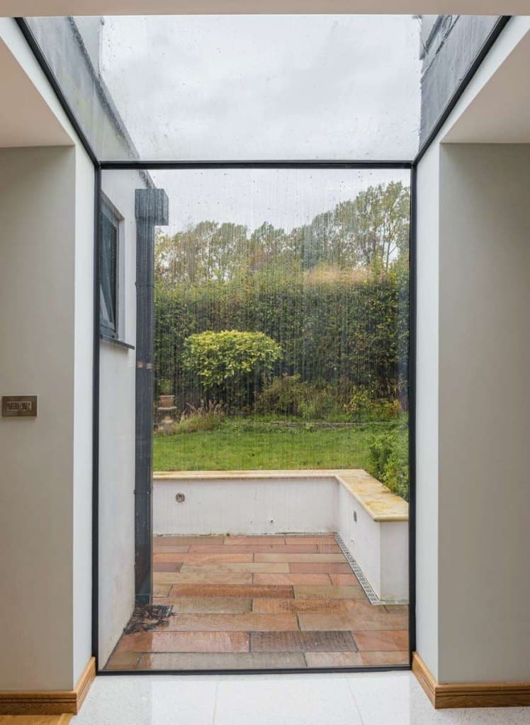 Modernised Rear Extension Utilises Eaves Rooflight